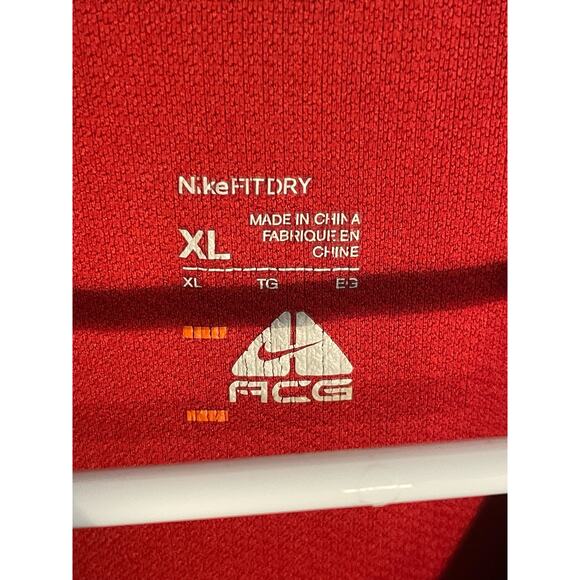Nike ACG Sweater Mens XL Red 1/4 Zip Pullover Dry Fit Long Sleeve Pocket - Picture 3 of 8